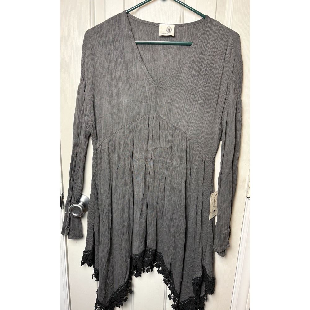 Everleigh Crochet Tunic Top M Boho Gray Color Lace Hippie